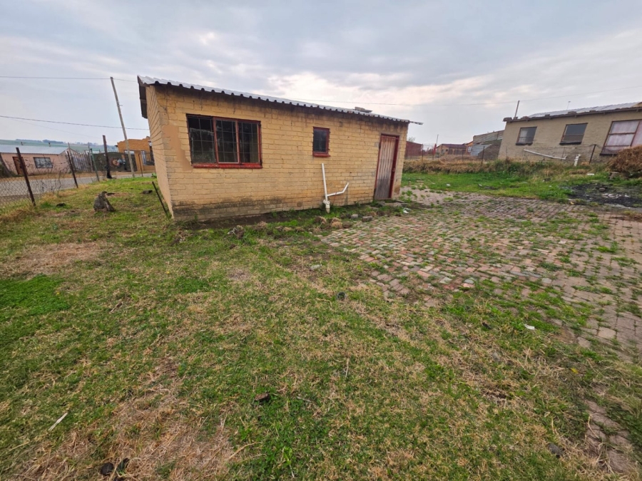 1 Bedroom Property for Sale in Bohlokong Free State